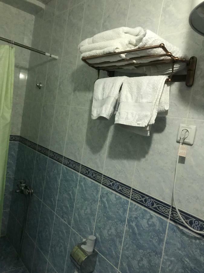 Bokhtariyon Hotel Qurghonteppa Екстер'єр фото